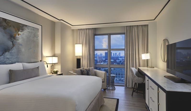 Loews Hotel South Beach - City Skyline View Room